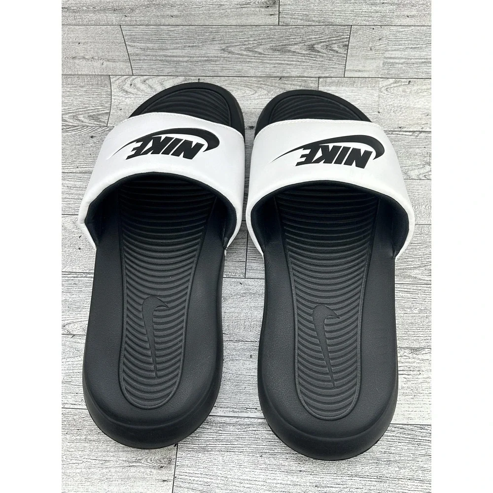 Nike Benassi JDI Slides Shoes Mens Size 13 Black White Sandals CN9675-005 Swoosh